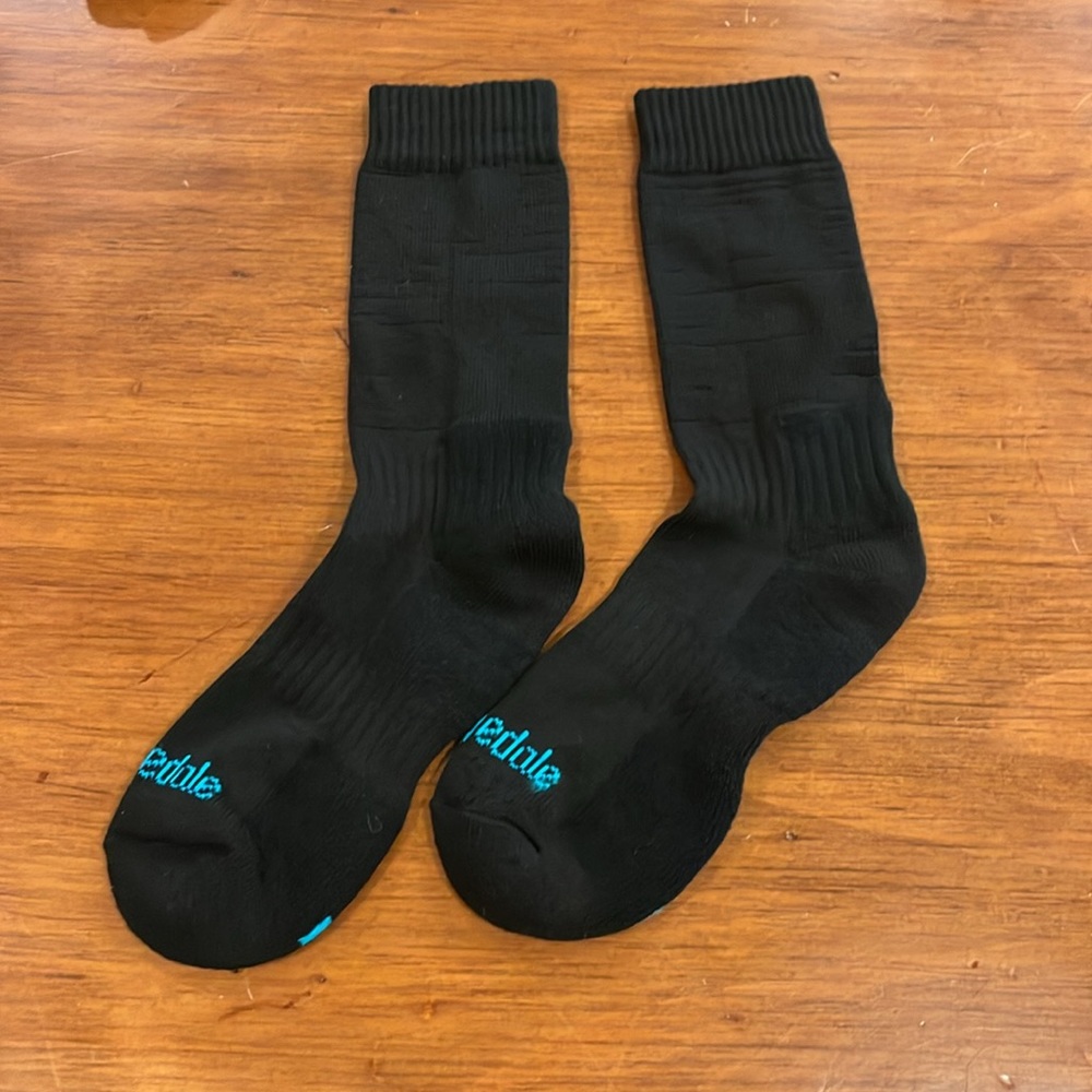 Bridgedale Socks Cosmetic 2nds Size Medium US Womens shoe size 6.5-8 new black